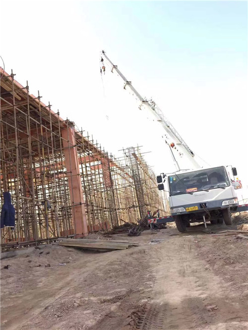 花都区吊车作业的安全注意事项有哪些？