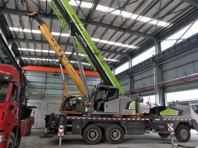 花都区高空车出租需要注意哪些安全事项？